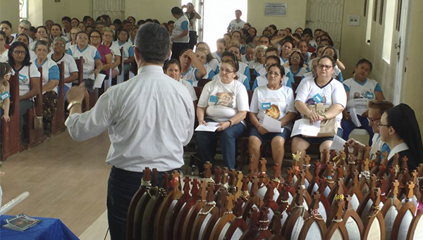 Fotos: Pascom da Paróquia São Vicente Ferrer ceara-mae-peregrina